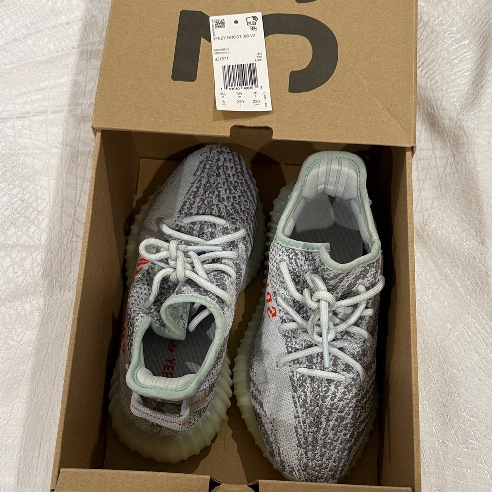 Yeezy Boost Sneakers